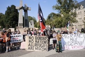 Nie dla rasizmu! Solidarność pracownicza ponad granicami